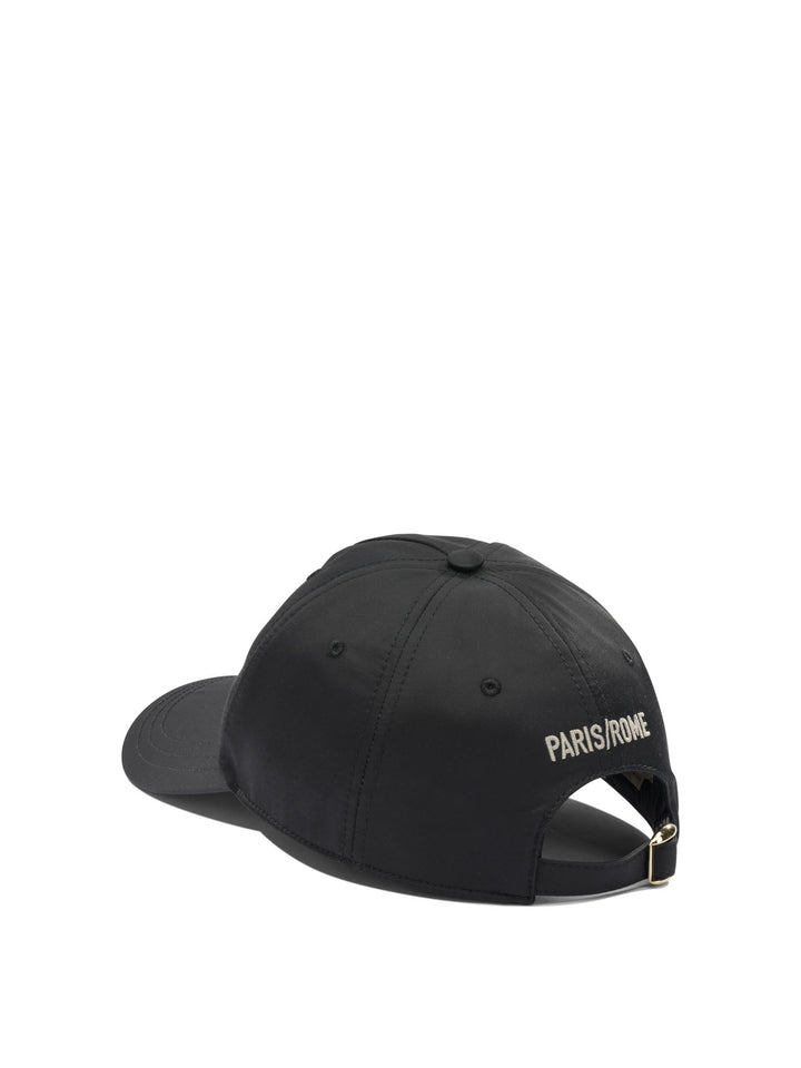 Valentino Garavani Baseball Cap With Logo Cappelli - Nero | 8f88df7be4d11f641bff4893da7e32e7f17f7839