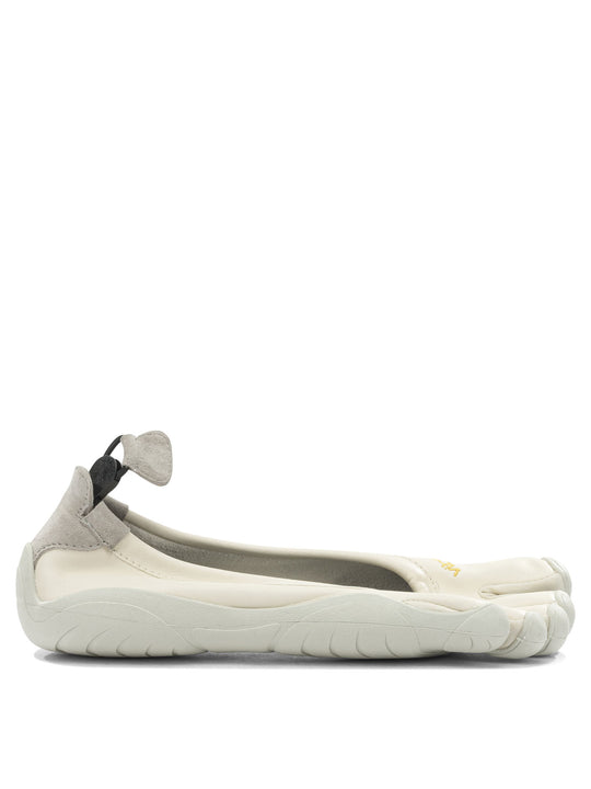 Classic Evo Sneakers & Slip-On Bianco