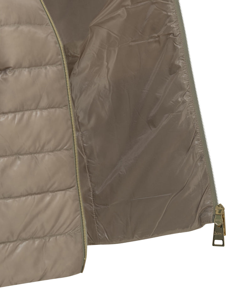 Herno Cotton And Ultra-Light Nylon Short Down Jacket Capispalla Beige