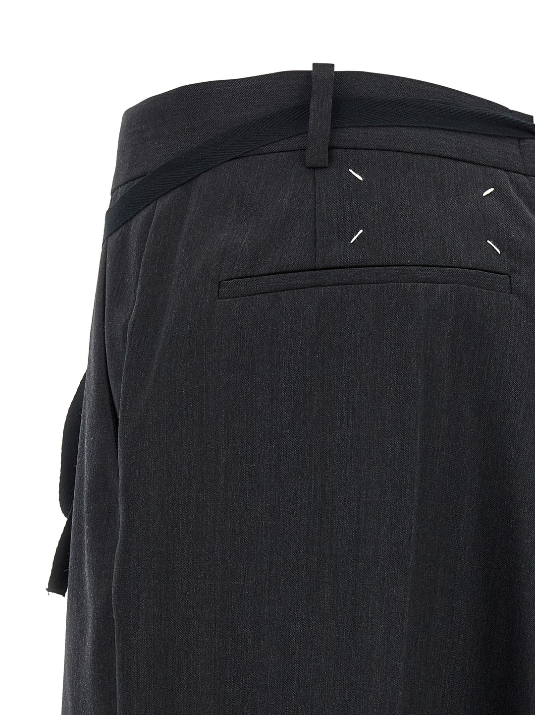 Maison Margiela Raw Cut Hem Skirt Gonne - Nero | e28534a02fd914f3eb568f5adde0730065f0e454