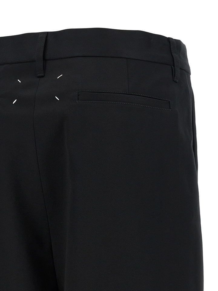 Maison Margiela Wrap-Up Bermuda Shorts Bermuda e Short - Nero | dc4ebe2cde3334b59e90c18864bed3c07e3cfc87