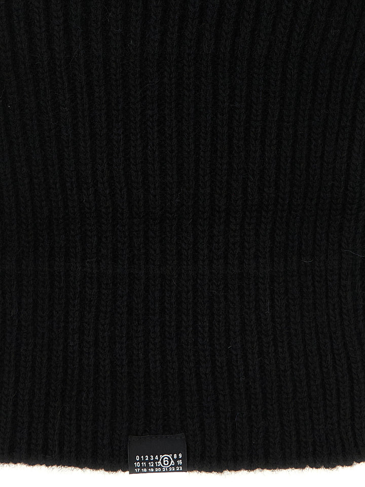 Mm6 Maison Margiela Numeric Signature Mm6 Cappelli - Nero | 4f451368b93bf5f17234c8ff80ad94adbe50f69d