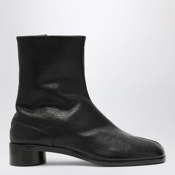 Tabi Leather Ankle Boots In Black