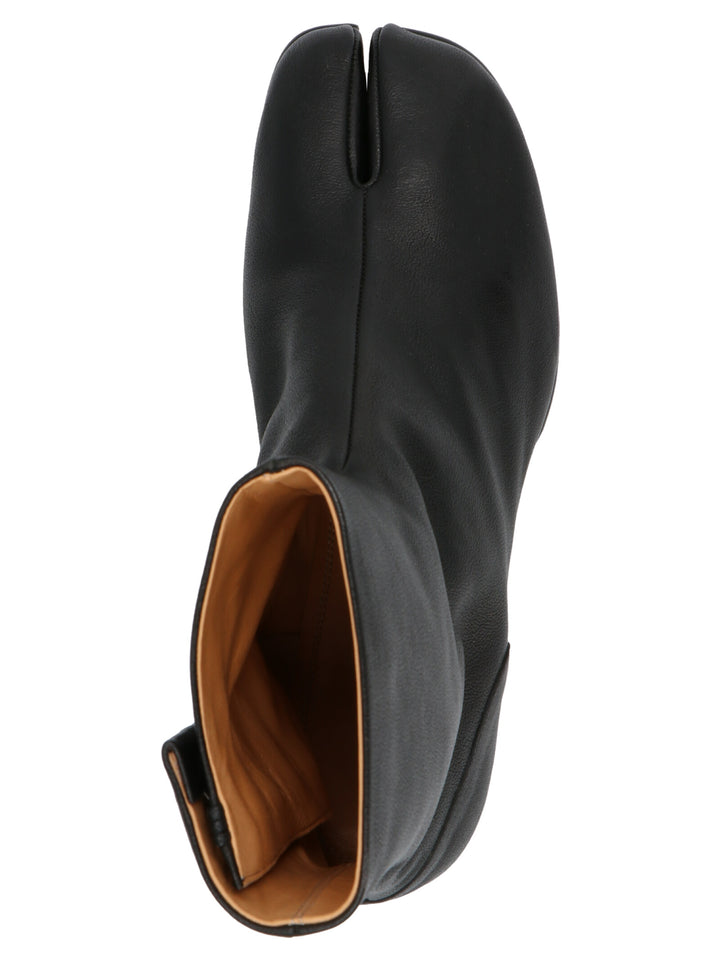 Maison Margiela Tabi Stivali e Stivaletti - Nero | 14df4373e6970f684c9acd895a2e238705e07979