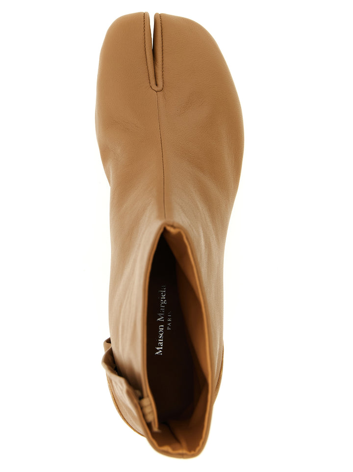 Maison Margiela Tabi Stivali e Stivaletti - Beige | 80ab7b13ef4a25e943e46e8d6cc51f76a1a10293