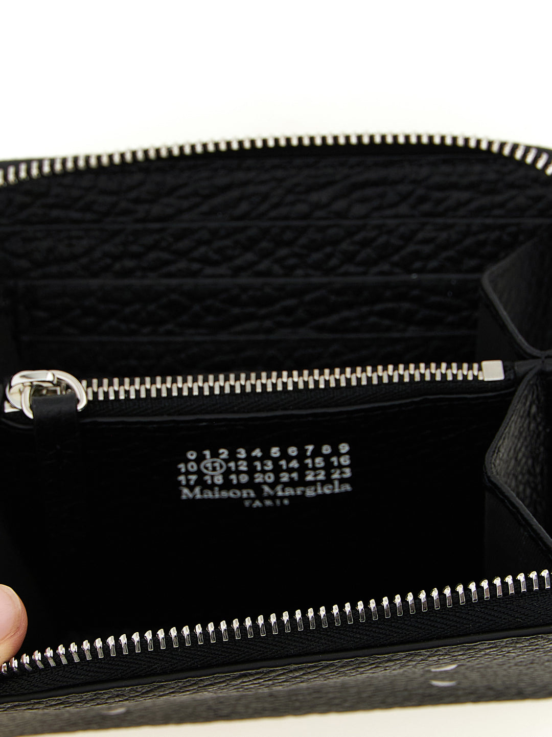Maison Margiela Four Stitches Portafogli - Nero | 24b15d7388b05724ce56f118d77bd8c0b6122d50