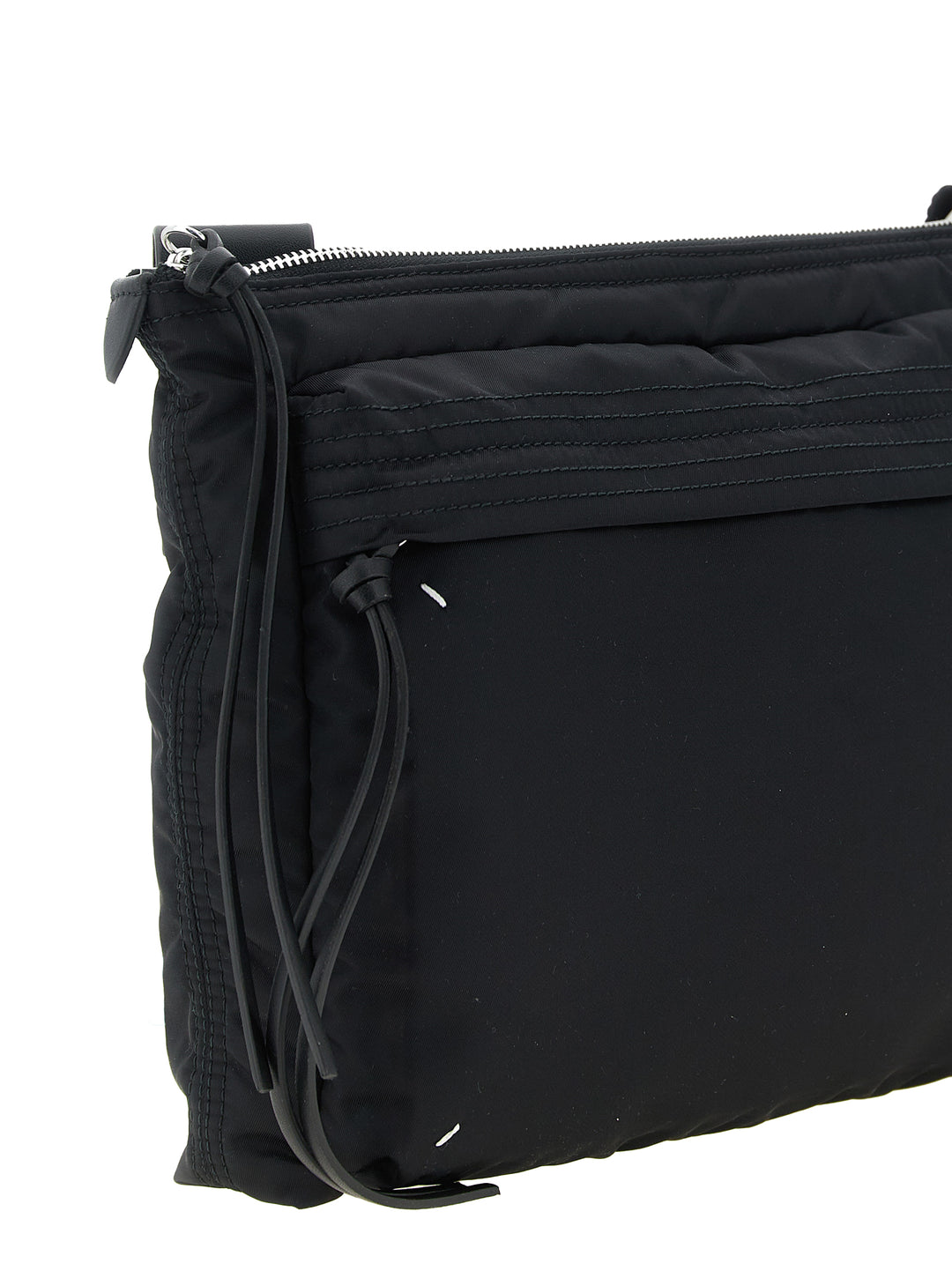 Maison Margiela Zip Computer Bag East West Borse a Tracolla - Nero | 409c09be586adbae791f610b76c405ce03d4096a