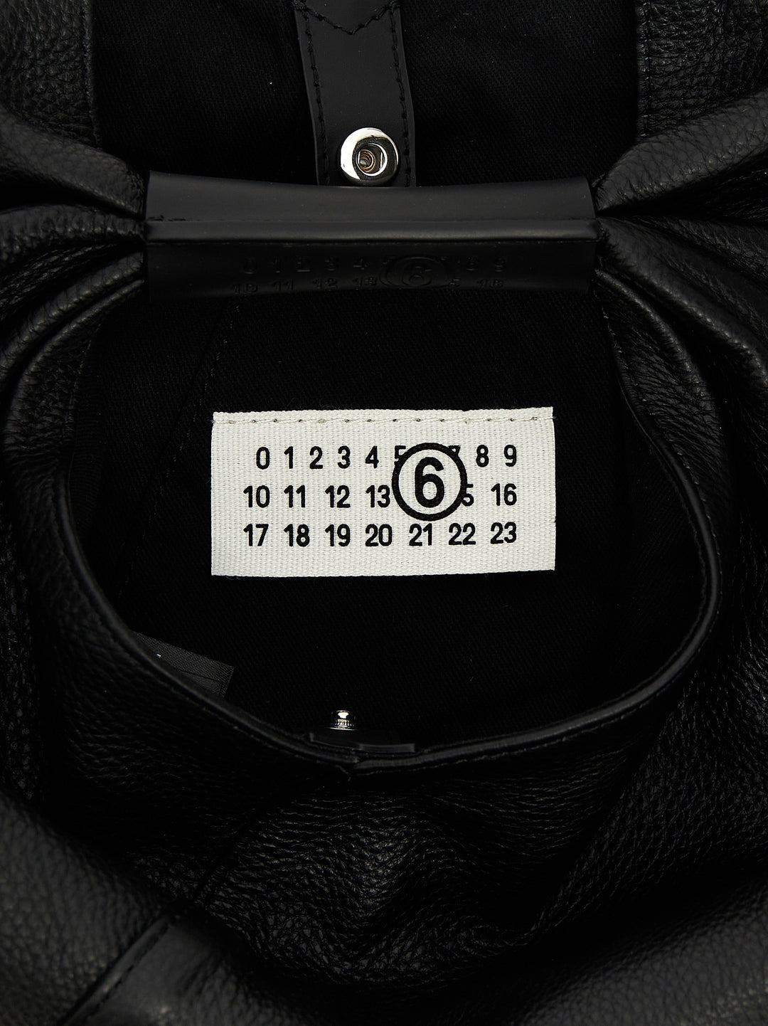 Mm6 Maison Margiela Japanese Borse a Mano - Nero | e4b6651dc885ab5d7f16c5fff19b98481172217e