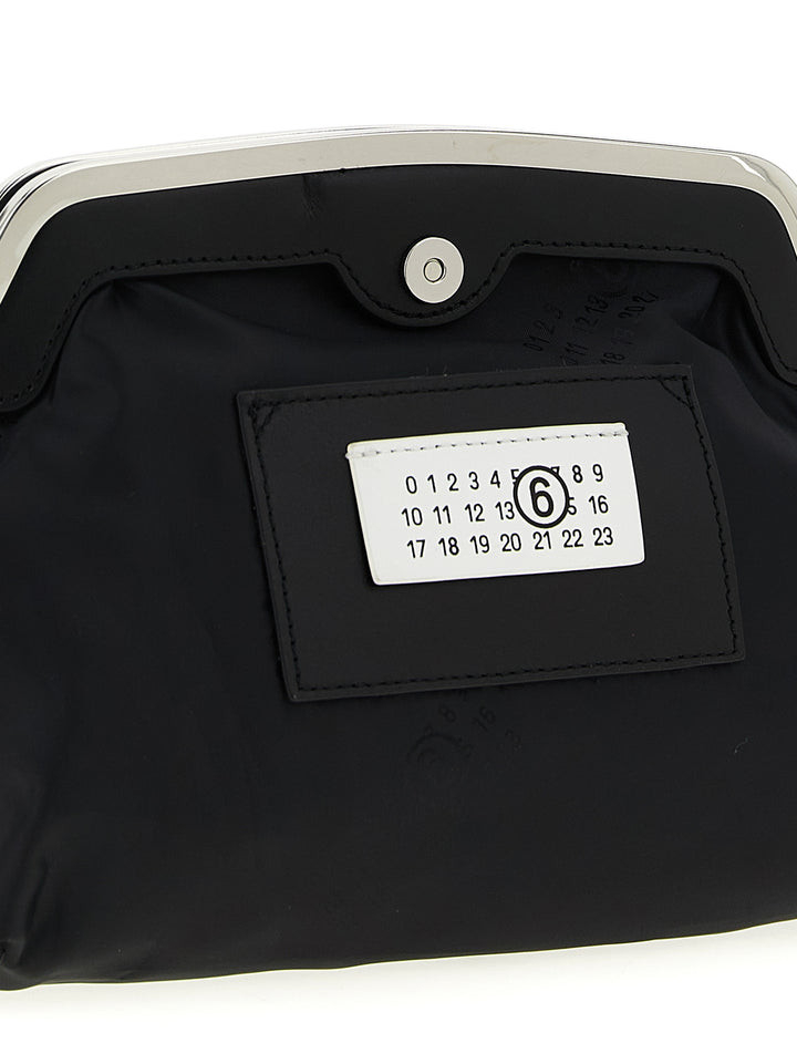 Mm6 Maison Margiela Inside-Out Clutch - Nero | e1f9e74137ee964732f4b347b97139e72e5e5a33