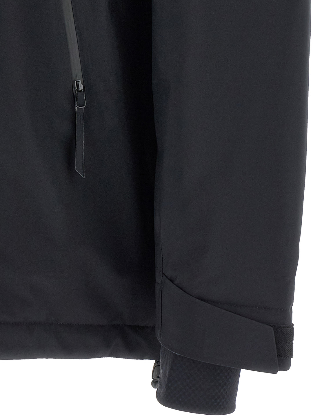 Mm6 Maison Margiela Maison Margiela X Salomon Mm6 Capsule Jacket Puffer Jackets - Nero | 0f4bff827ef162a4287c0c97dcaf9fdebacb2274