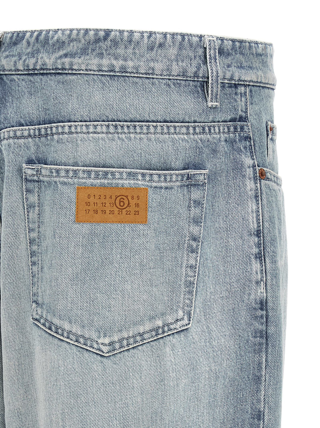Mm6 Maison Margiela Numeric Signature Mm6 Jeans - Blu | 4052c46bb135a288cfd330f47c89c1223fe5c089