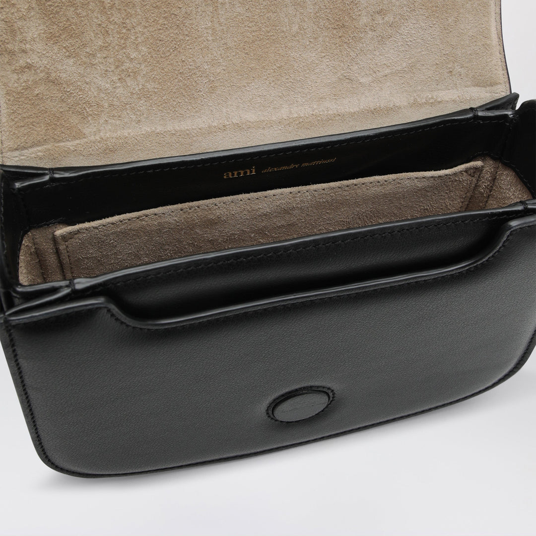 Ami Paris Apparel & Accessories - Nero | dea56fa5b547714aaa8a63fbc9990aa17cee2b93