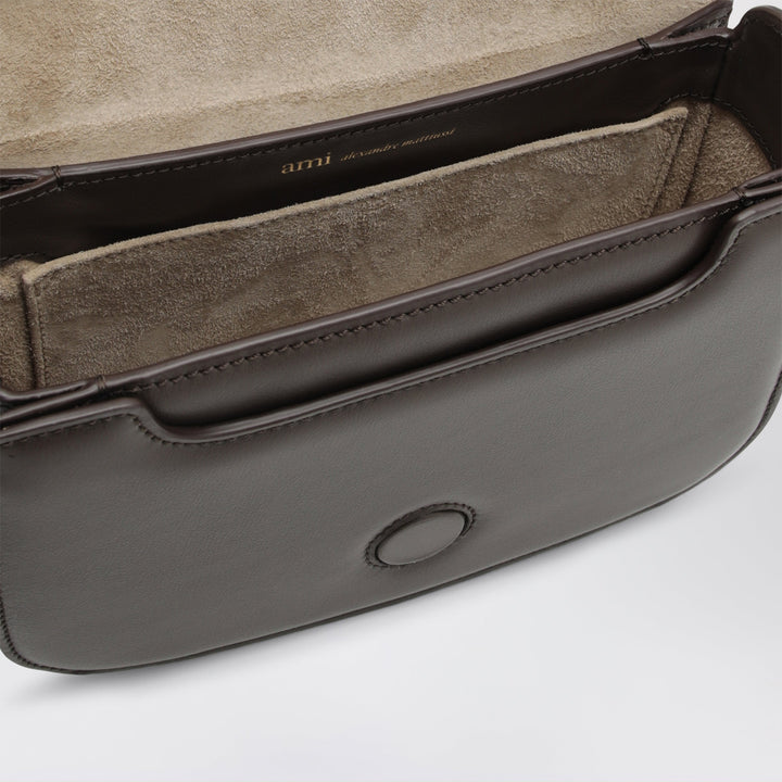 Ami Paris Apparel & Accessories - Marrone | 3e87037595415b0afe1eaf3d3502d187dbefe836