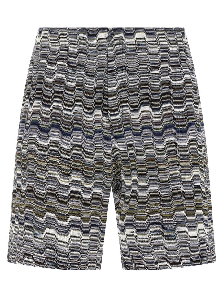Missoni Irregular Zigzag Bermuda Shorts Bermuda e Short - Verde | 38f6ffb87c4b1519f85661368858e8d17111cff3