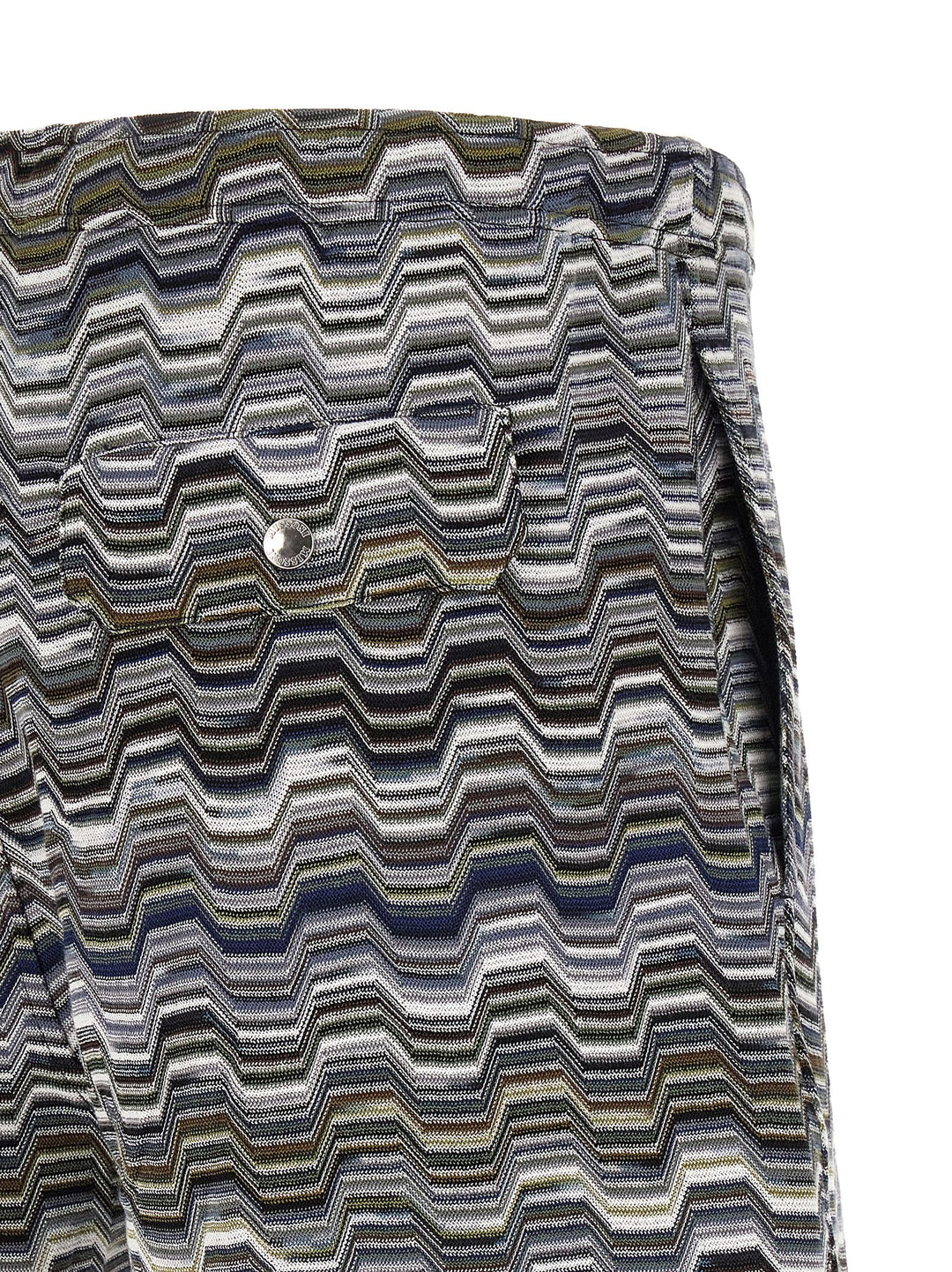 Missoni Irregular Zigzag Bermuda Shorts Bermuda e Short - Verde | a98722730b9c52a61235d6782c987a8cd2a5aa85