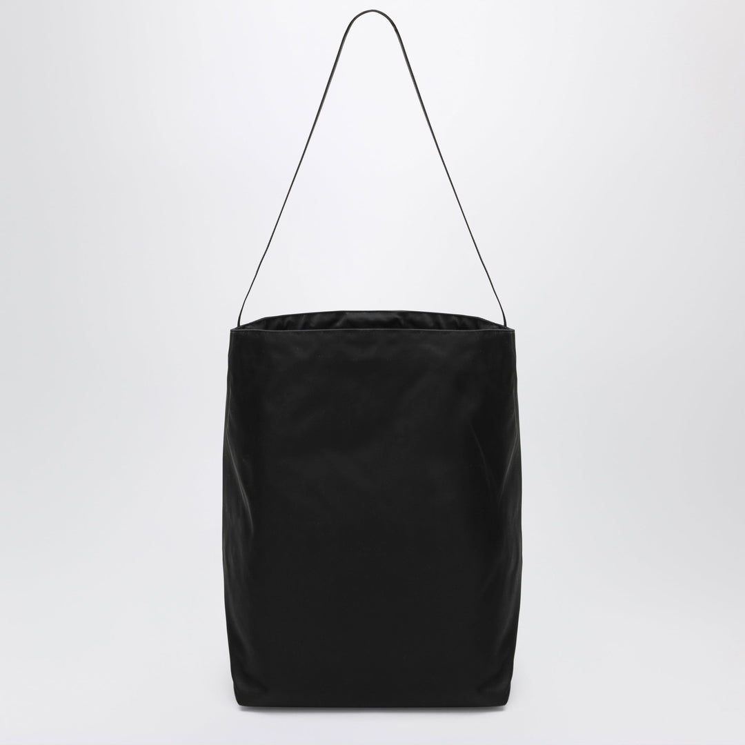 Valesque Apparel & Accessories - Nero | 7d0b7d32e743d31aad0ca24f3c3a39f167f79ad4