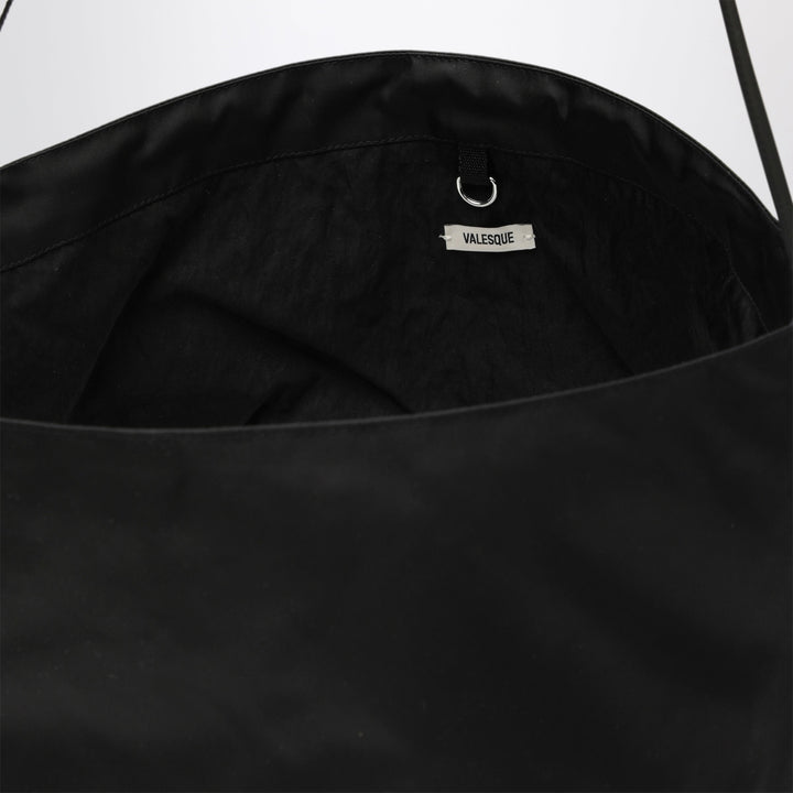 Valesque Apparel & Accessories - Nero | fc8dd86a62444750253568664cba841bd3829534