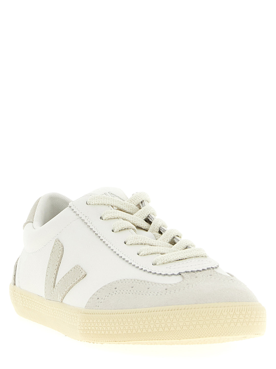 Veja Volley Sneakers - Beige | a5ba554aff31325bd441400022e72b857541f338