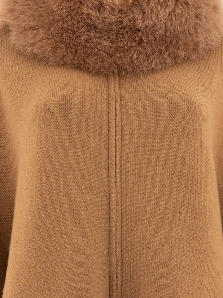 Giovi Wool And Cashmere Poncho Jackets and Coats - Beige | fd79e3c9c212f318968e2de101404e89a7427451