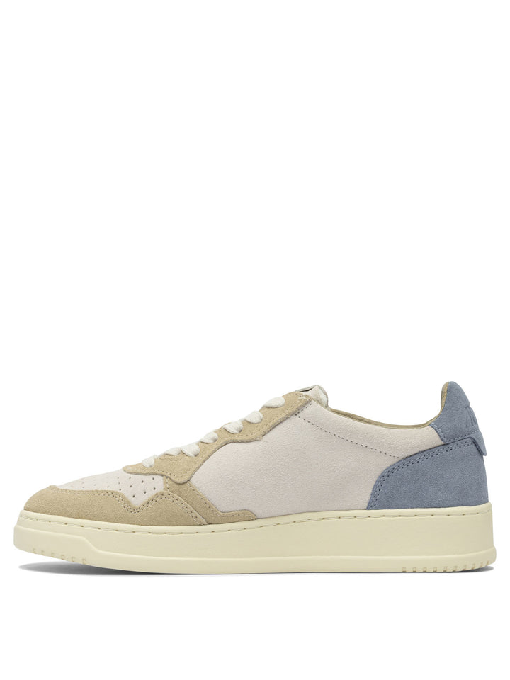 Autry Medalist Low Sneakers & Slip-On - Beige | 5567f7ef0bc98ffcf10a517d80e7a8b7051da8f0