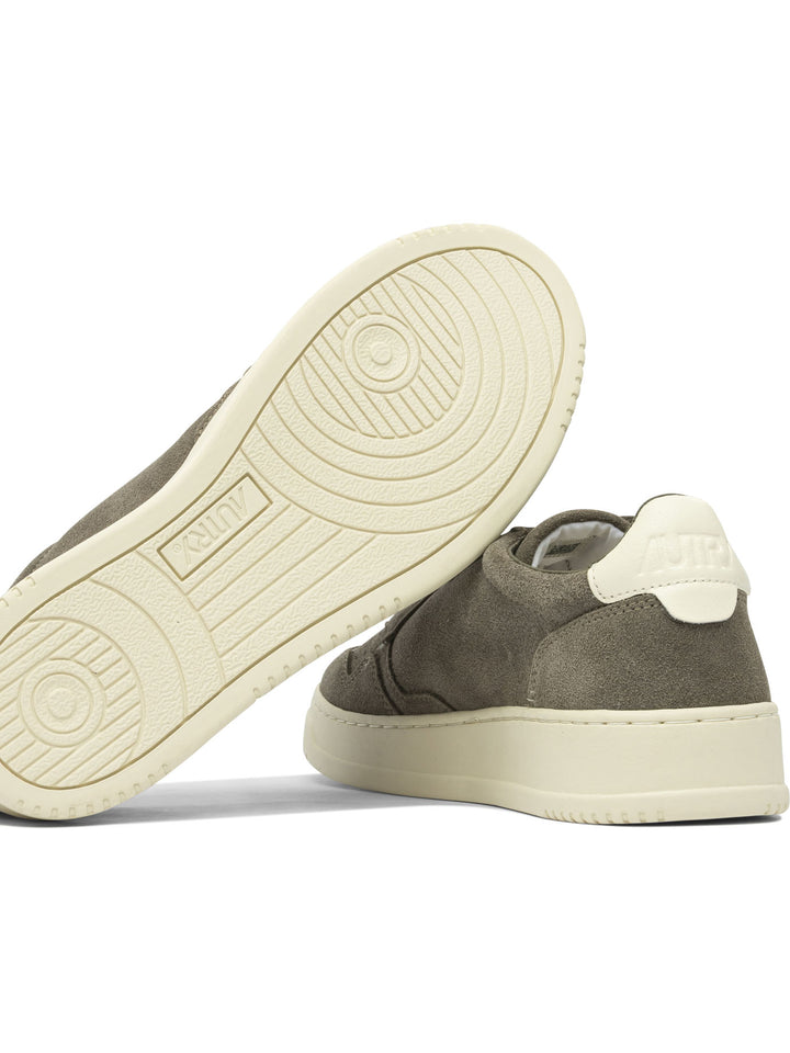 Autry Medalist Low Sneakers & Slip-On - Marrone | edd28950979a06e78466b23c958e710bcd36c297