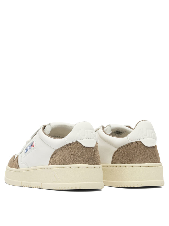 Autry Medalist Low Sneakers & Slip-On - Bianco | 9ee9b3f282af0e7f5f71de9a504b5b2751b4deb9