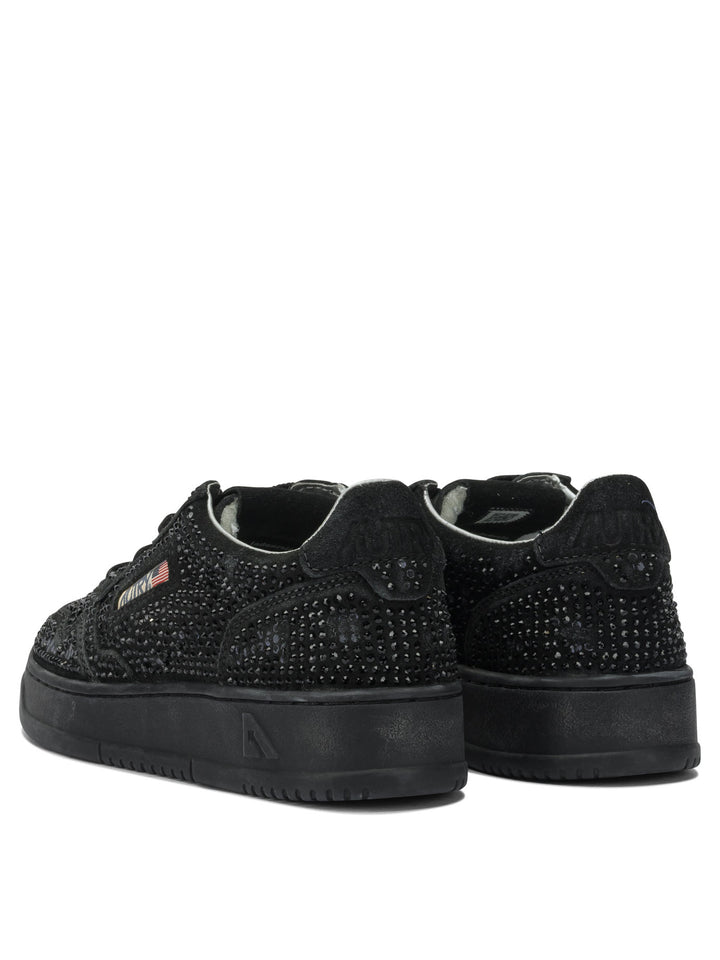 Autry Medalist Low Crystal Sneakers & Slip-On - Nero | cacd9dd2dbf38ab6b1acef4d2f38a9f327678449