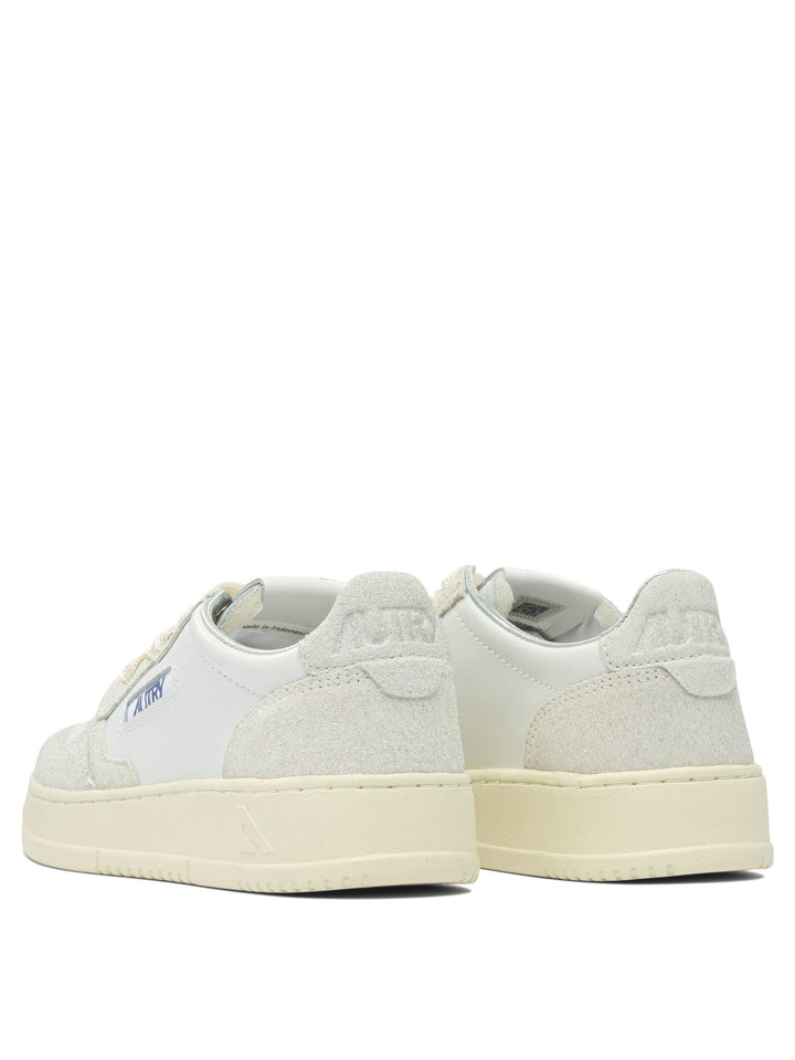 Autry Medalist Low Sneakers & Slip-On - Bianco | afcc576d859e4f0fd405861bba3aae62e0371f67