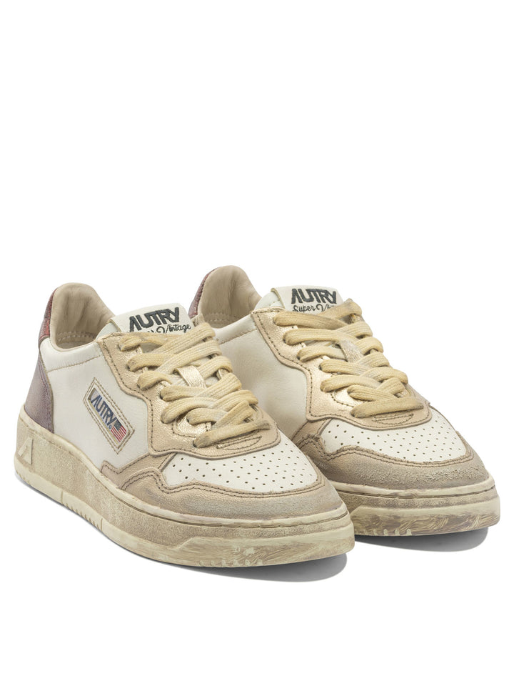Autry Medalist Low Super Vintage Sneakers & Slip-On - Bianco | 80b31de18d544fea1f00f6b52466443c90ae89d7