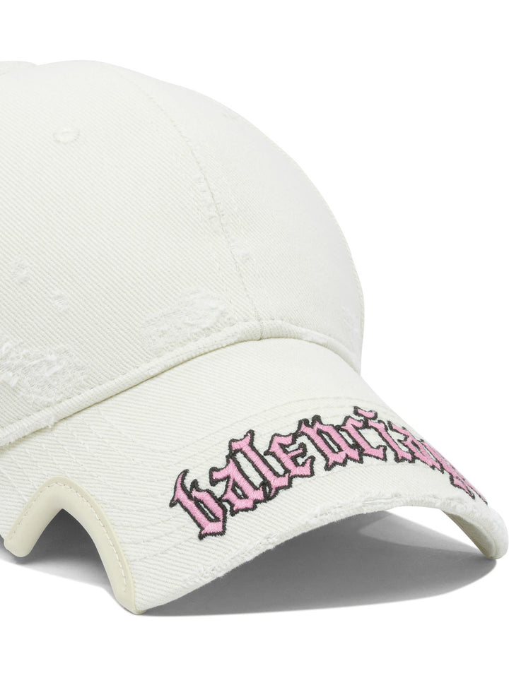 Balenciaga Blackletter Script Cappelli - Bianco | 2f24d5151830dbf37ff0b59ad796ad9ba0bb64c1