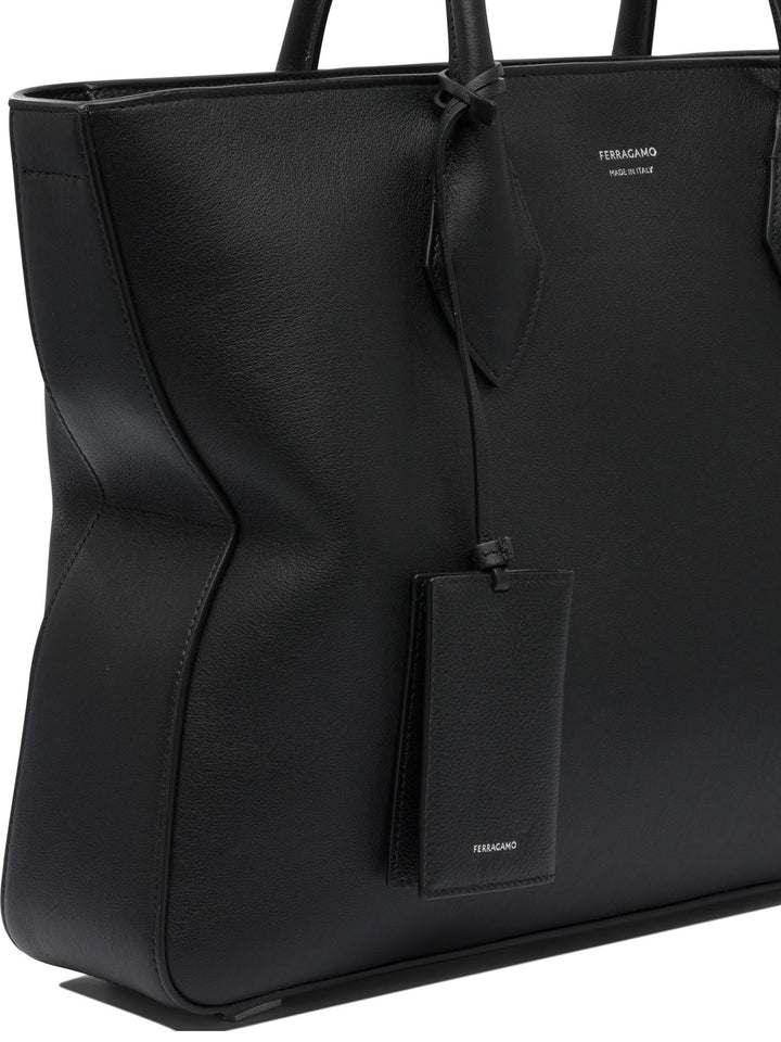 Ferragamo  Handbags - Nero | ee7563da867a78f192fc2ebefe31b7e5402d6184