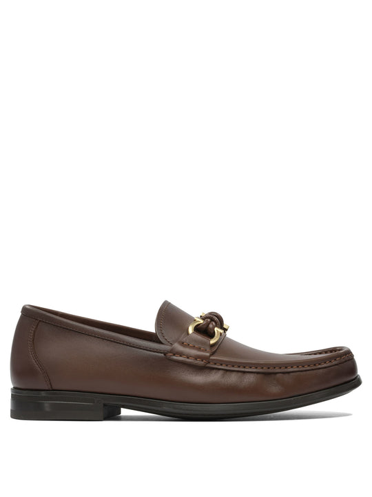 Loafers & Slippers Marrone