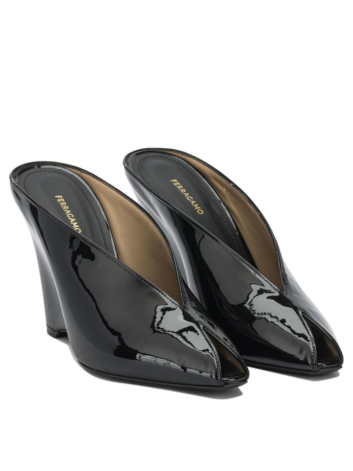 Ferragamo  Heeled shoes - Nero | 1319a6a695116c00d043281e90cf9038ef8e8e3b