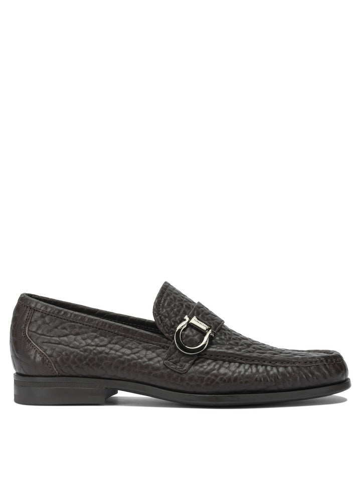 Ferragamo  Loafers & Slippers - Marrone | 20da270fd4849ee7e36d409fb7f8aac5af391746