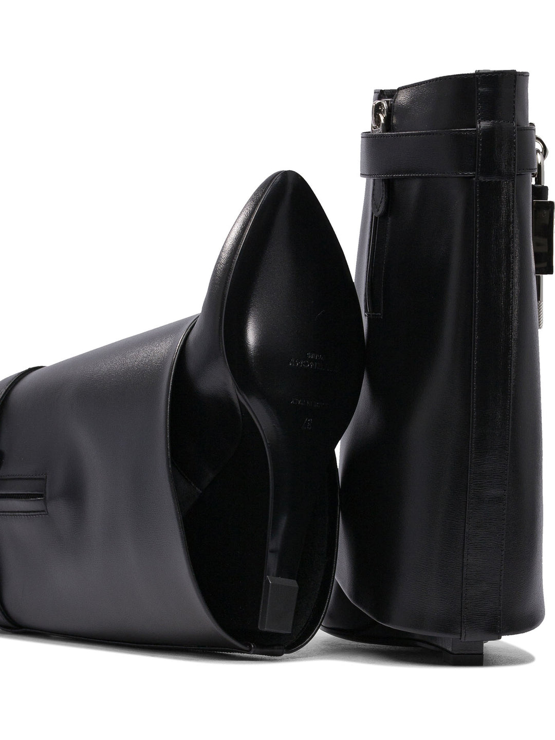 Givenchy Shark Lock Boots - Nero | 76566bea7ff54f4807d11663080d4fce13a13454