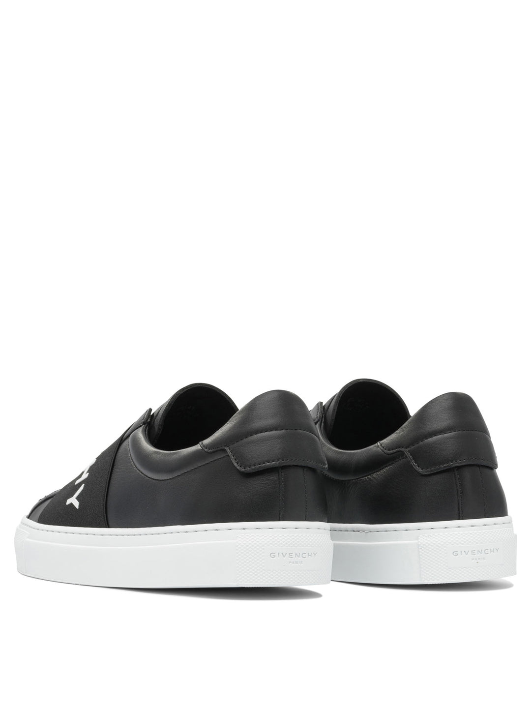 Givenchy Urban Street Sneakers & Slip-On - Nero | aab4a5a87841e43fe3fe489845ad5c0d428bf8bd