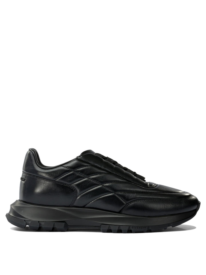Givenchy Trainers Sneakers & Slip-On - Nero | 20e0976faef746cee653cd3eef8bd163541ed97e