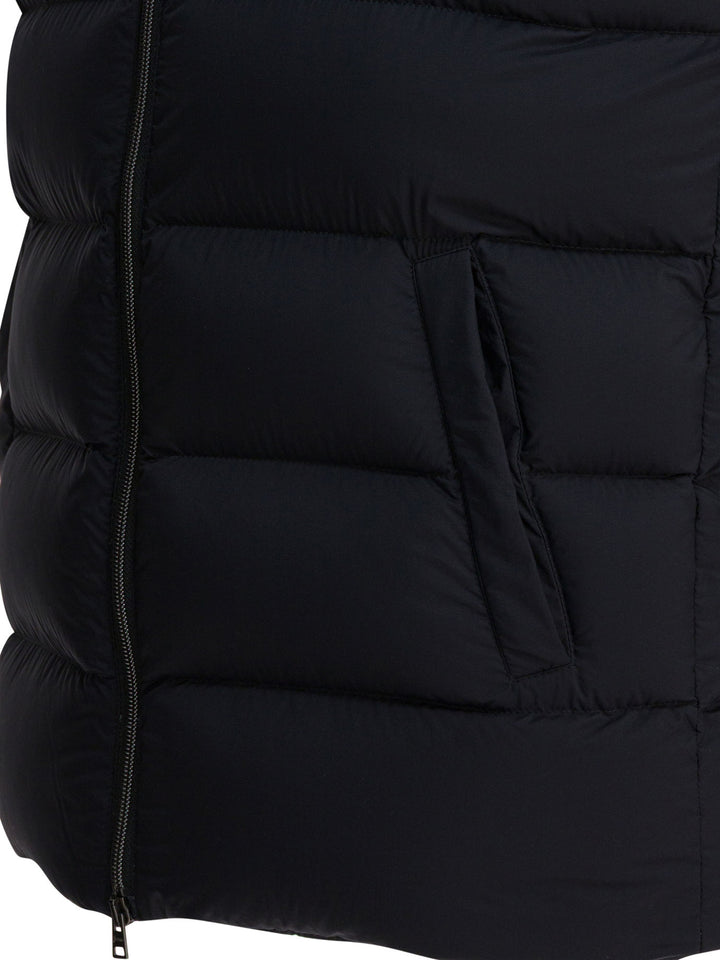 Herno Ecoage Sleeveless Jacket Jackets and Coats - Nero | 838d7896a0d391b7bad9a620404c24832355630b
