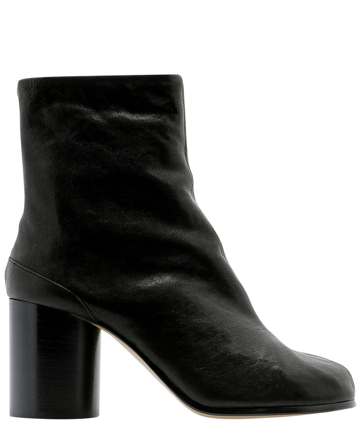Maison Margiela Tabi Boots and Ankle Boots - Nero | ca460937947e0938dbce5ba9556f1abd2cc46d45