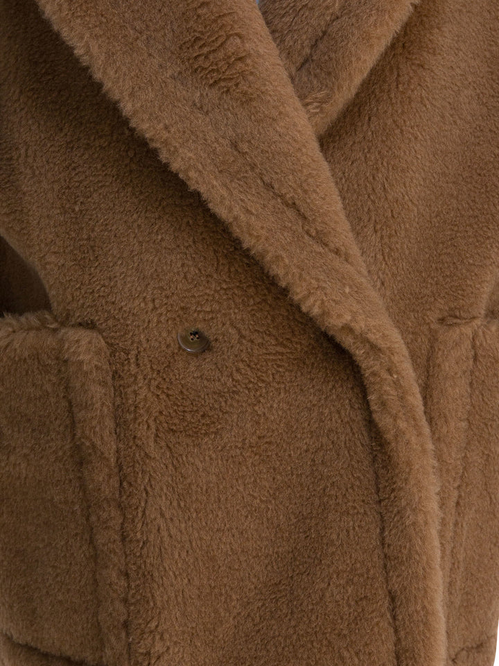Max Mara Double-Breasted Sleeveless Jacket In Teddy Jackets and Coats - Marrone | 81923d34ff3fad74eeb9f304c7828eb0ddfbb722