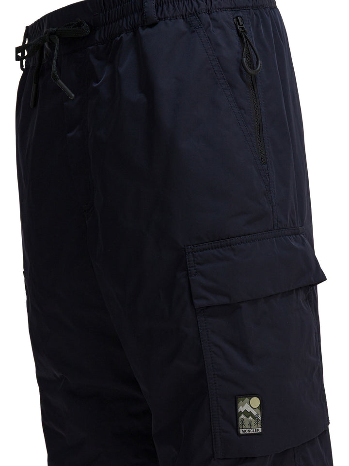 Moncler Grenoble Cargo Pants Trousers - Blu | 3a665d34c6e043c37867f22b4f845cc427fbc111