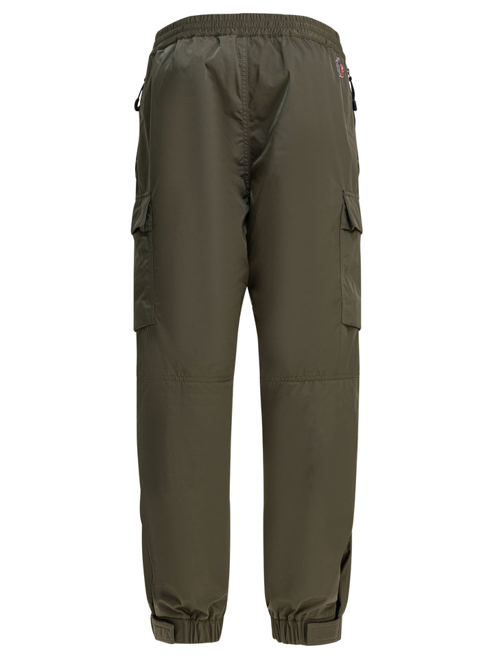 Moncler Grenoble Cargo Pants Trousers - Verde | 1ae8c66d0f04e570c871a936b9f6cc5df79a274d