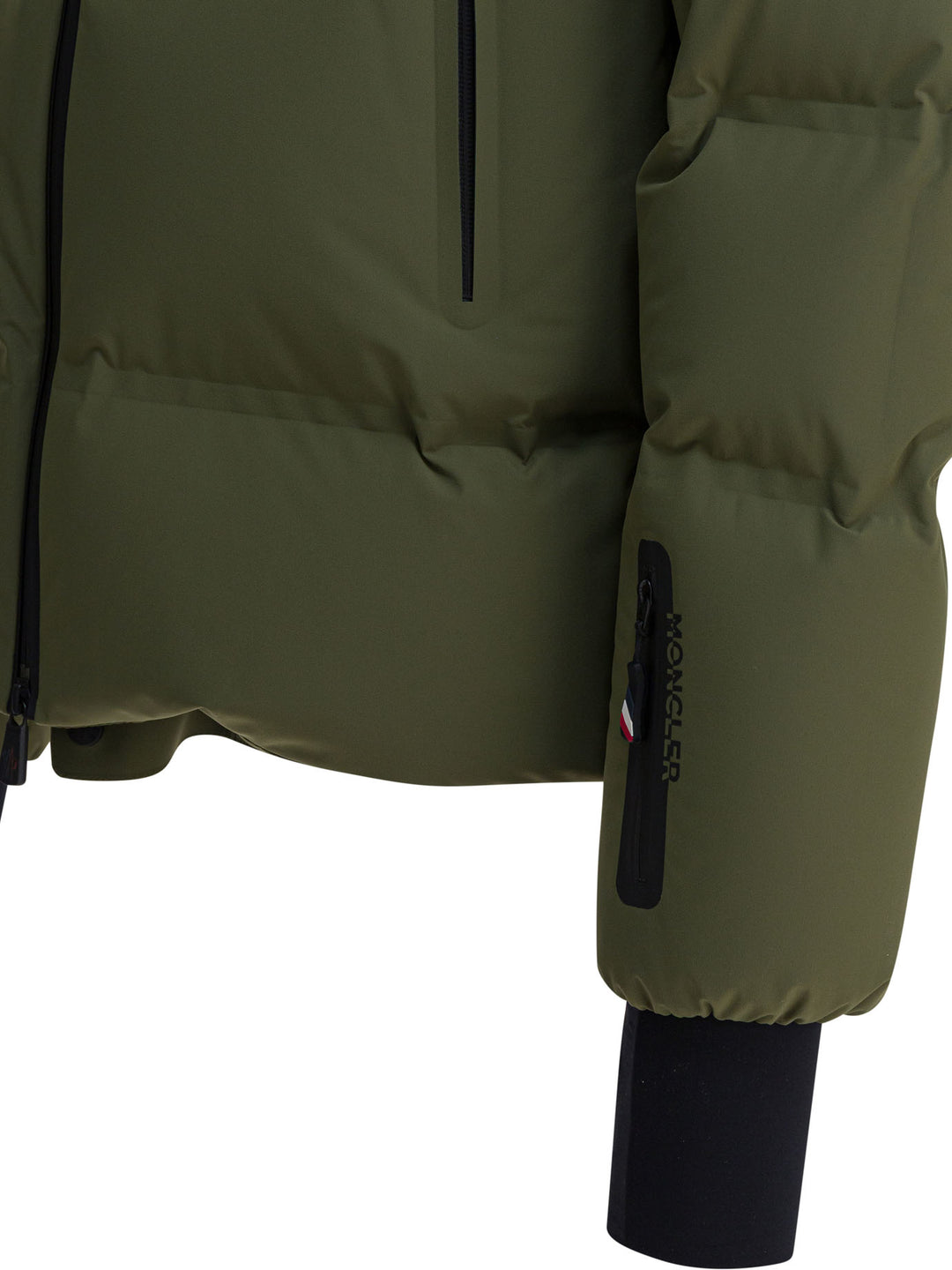 Moncler Grenoble Angren Jackets and Coats - Verde | ad642313d0000addbfd5d5cb111cba2cb6046332