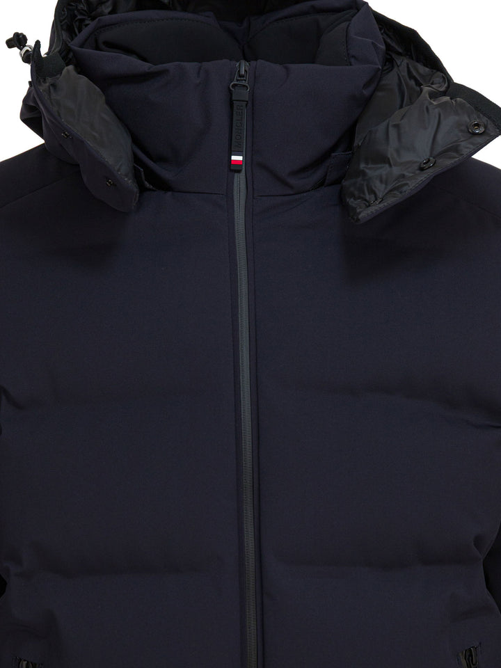 Moncler Grenoble Montgetech Jackets and Coats - Blu | 6d623556b8051d7e839623a10ecee3cc958a6975