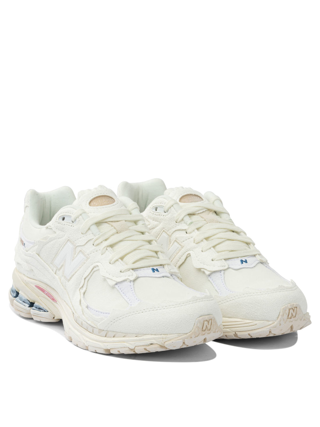New Balance 2002r Protection Pack Sneakers & Slip-On - Bianco | 8518a07c4ccb9d5f97267286f62d23ed2ad7c559