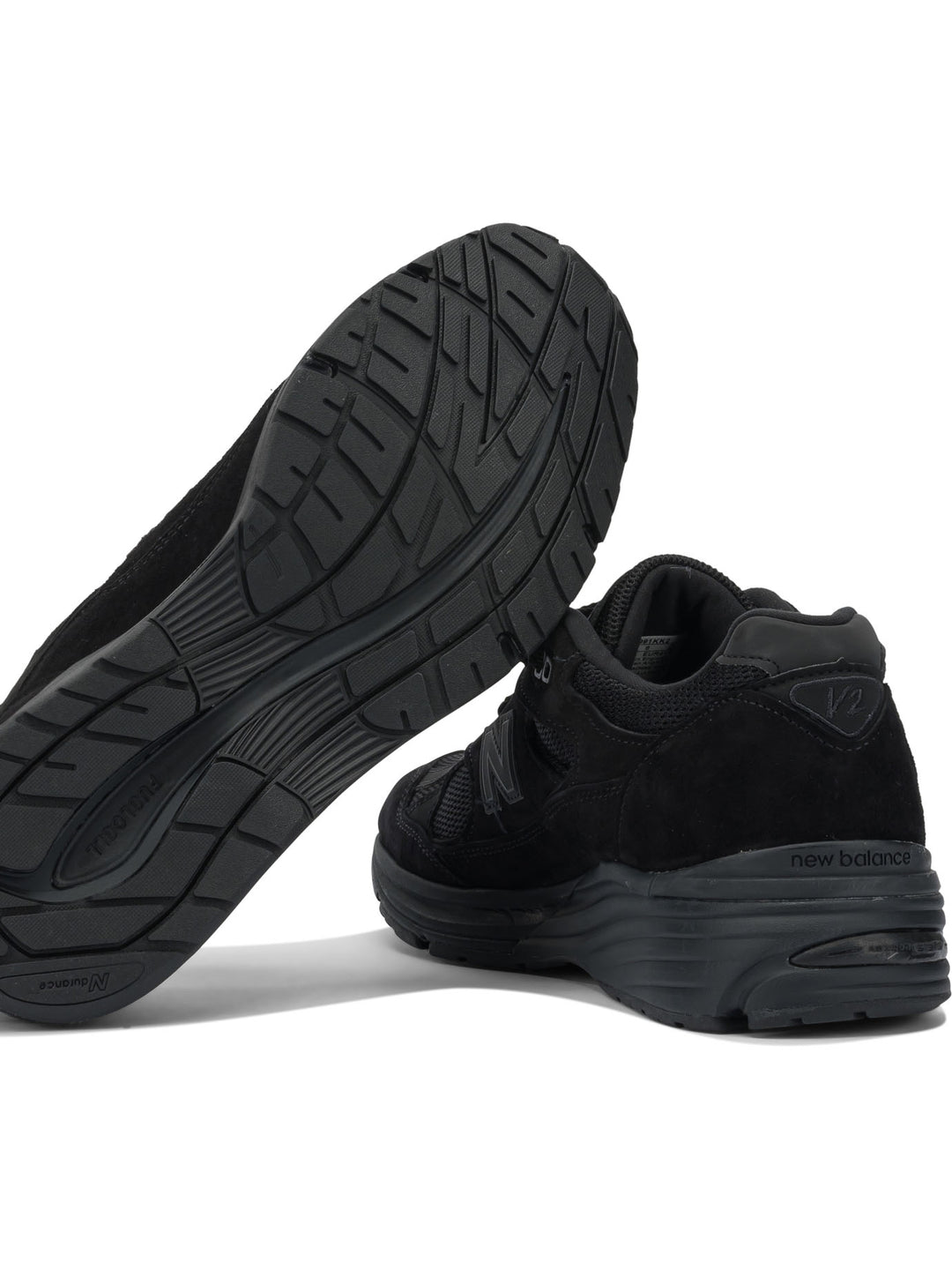 New Balance Made In Uk 991v2 Sneakers & Slip-On - Nero | 416b871d8f1fd796200bfc48bdb8ba95c175119d