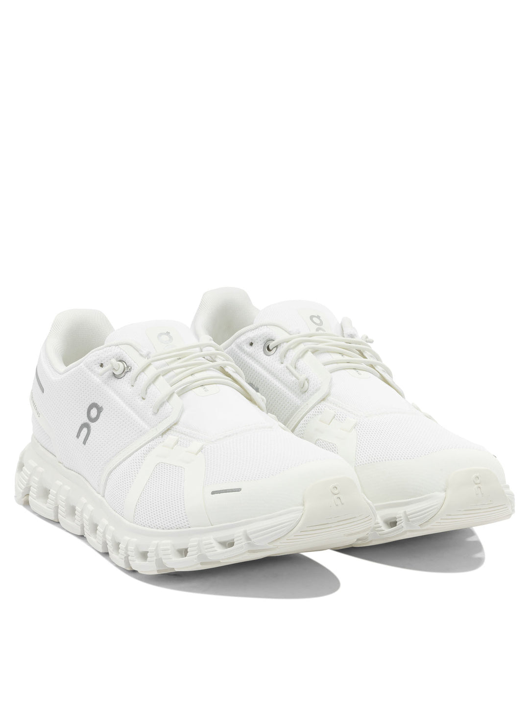 On Running Cloud 6 Sneakers & Slip-On - Bianco | 10f460edcca5620874579246c26e80892aaaffd9