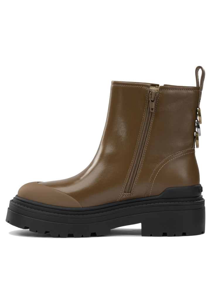 Pinko Boots & Ankle Boots Boots and Ankle Boots - Marrone | 3df07faed97a732c8e5c0f394e005723c9e232f9