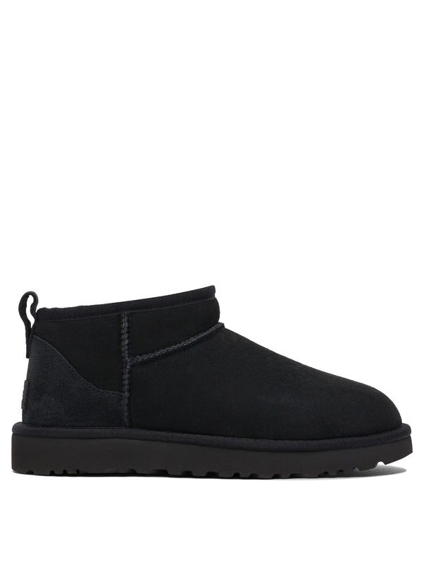Botas y botines Classic Ultra Mini Negro