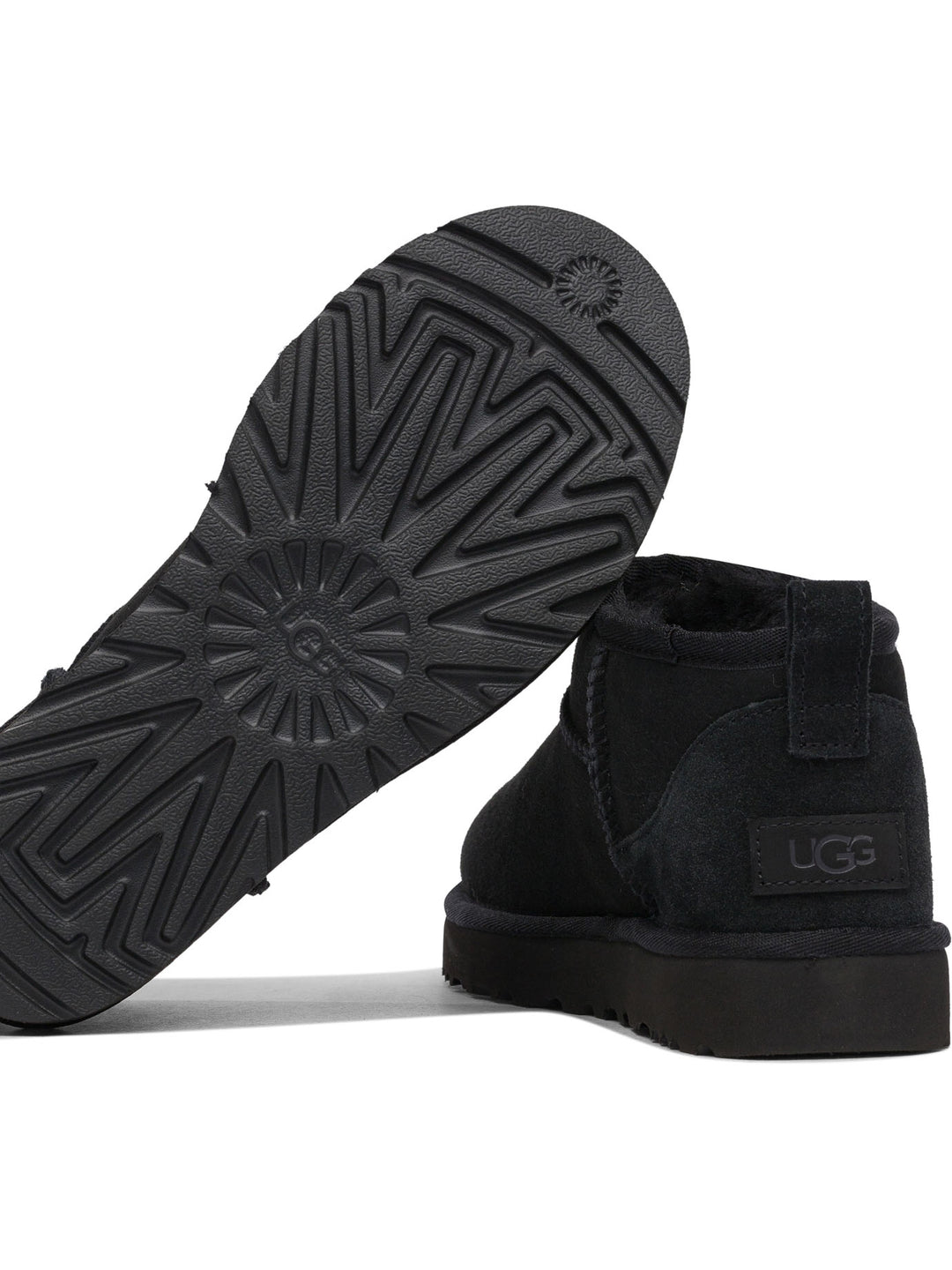 Ugg Classic Ultra Mini Boots and Ankle Boots - Nero | 727f72a7208e1125ba00e674bcaed807d6ffb853